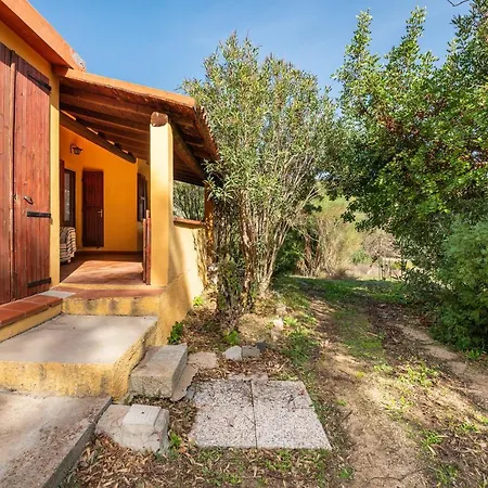 Rustica Su Casteddu Ferienhaus *